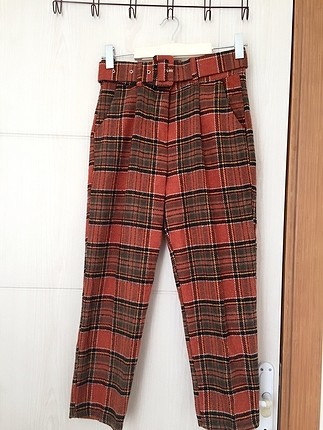 Kemerli kumas pantolon