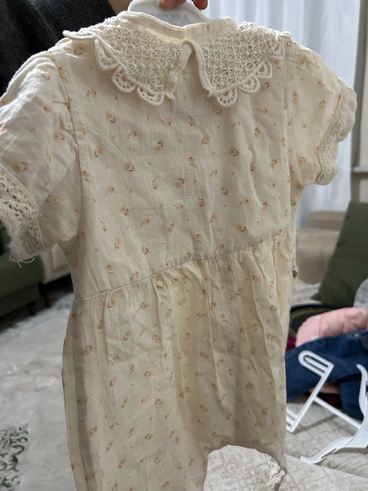 Dantel Yakalı Bebek Tulumu - Görsel 4