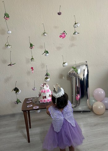 Kelebekli Bebek Elbisesi ve tacı