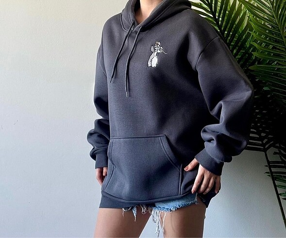 Diğer Oversize kapüşonlu köpek nakışlı sweatshirt