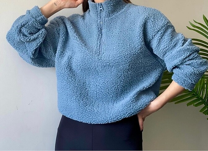 Fermuarlı Dik Yaka Peluş Sweatshirt?????