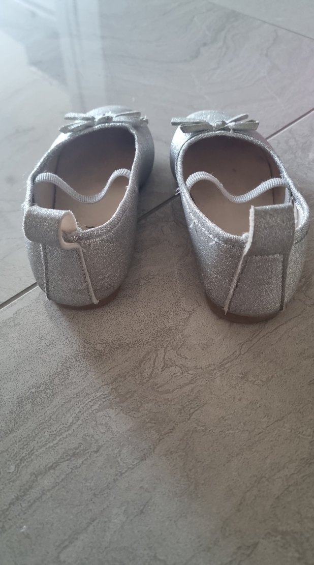Kız Çocuk Gri Tokalı Babet Ayakkabı - Görsel 4