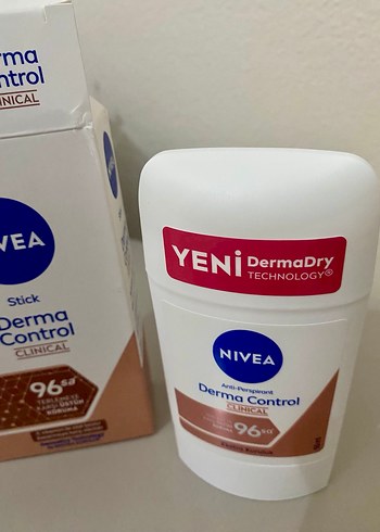 Nivea Derma Control Kadın Deodorant 50 ml - Görsel 3
