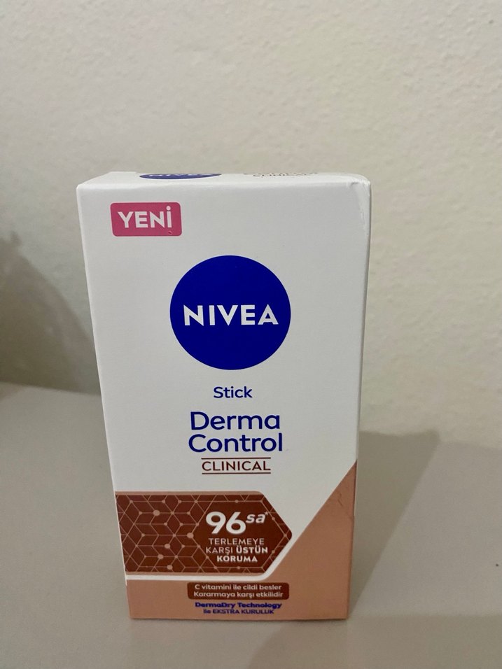 Nivea Derma Control Kadın Deodorant 50 ml - Görsel 2