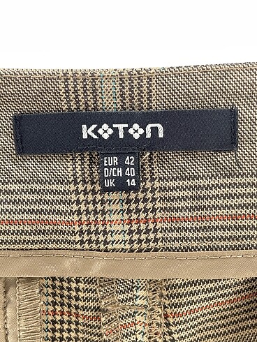 42 Beden çeşitli Renk Koton Mini Şort %70 İndirimli.