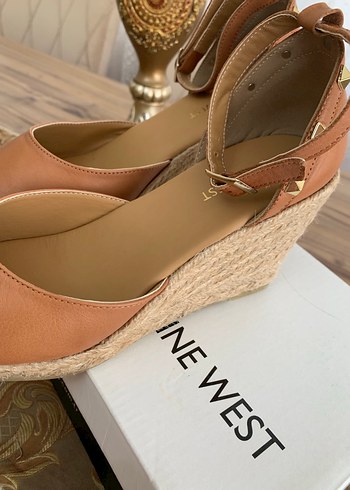 nine west taba Kadin Dolgu Topuk Sandalet - Görsel 6