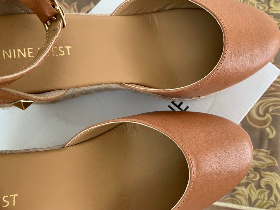 nine west taba Kadin Dolgu Topuk Sandalet - Görsel 3