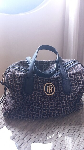 Tommy hilfiger
