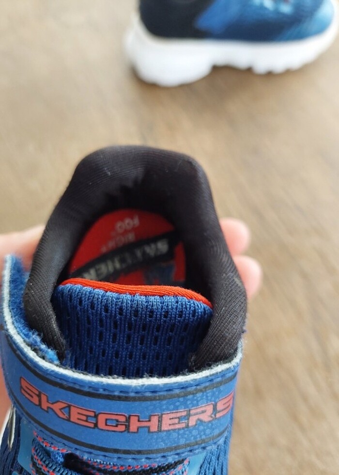 Skechers spor ayakkabı - Görsel 3