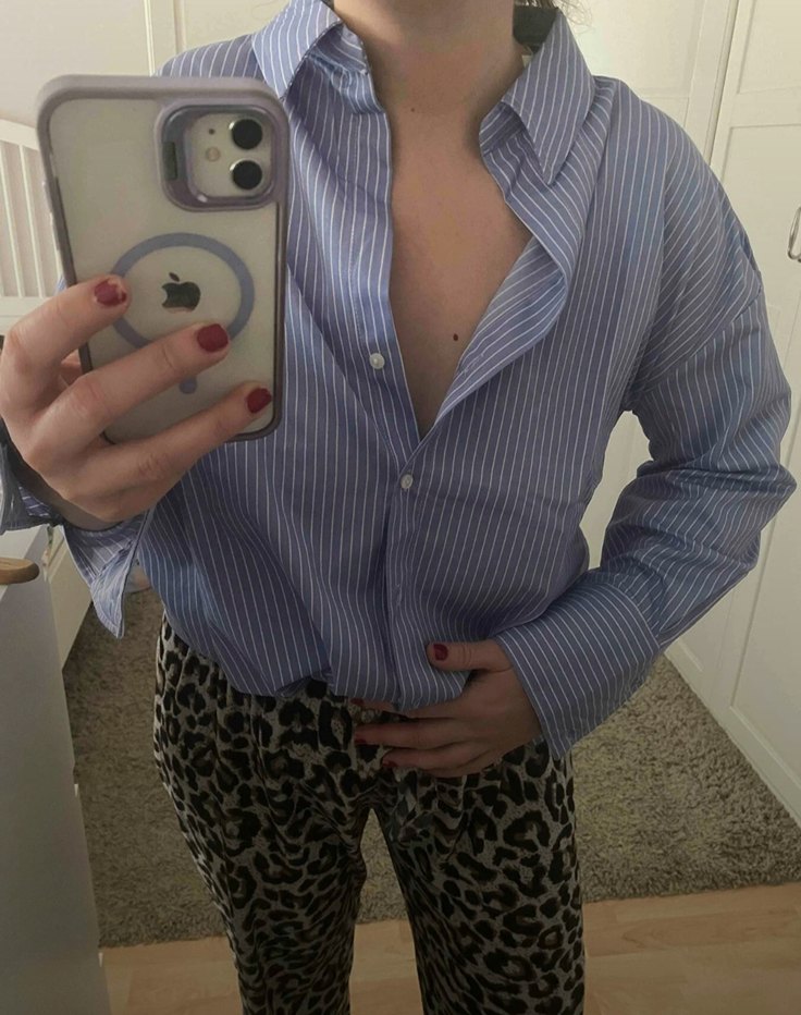 Mavi Çizgili Saten Gömlek - Görsel 2