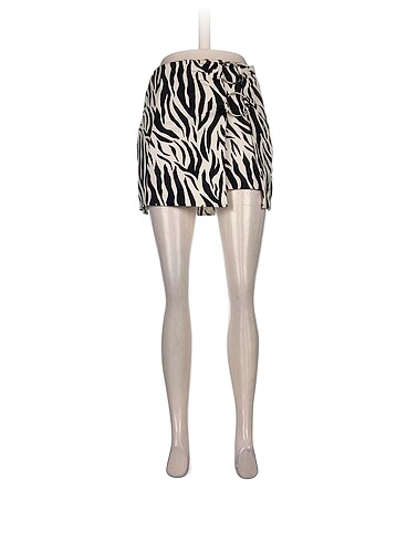 Bershka Mini Etek %70 İndirimli.