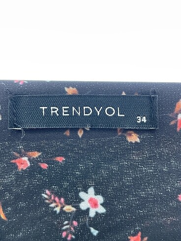 34 Beden çeşitli Renk Trendyol & Milla Mini Etek %70 İndirimli.
