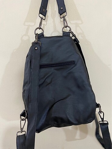 Kadın sırt çantası - Görsel 2