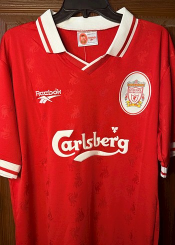 Kırmızı Liverpool Retro forma