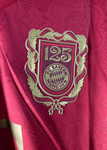 Adidas Bayern Münih 125. Yıl özel Forma