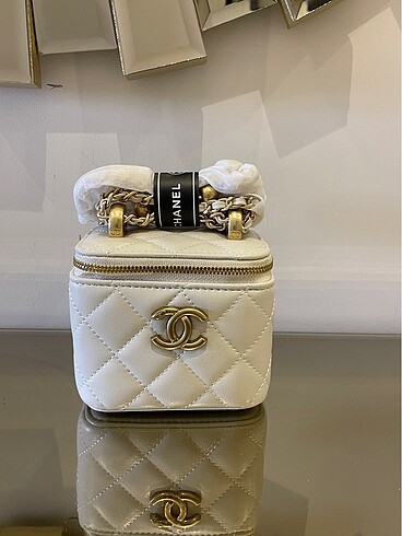Chanel hakiki deri beyaz çanta