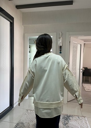 m Beden Kadın Beyaz Yüksek Yakalı Sweatshirt