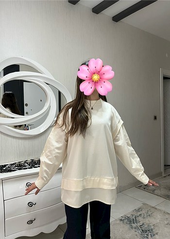 LC Waikiki Kadın Beyaz Yüksek Yakalı Sweatshirt