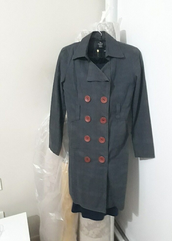 Trenckot - Görsel 2