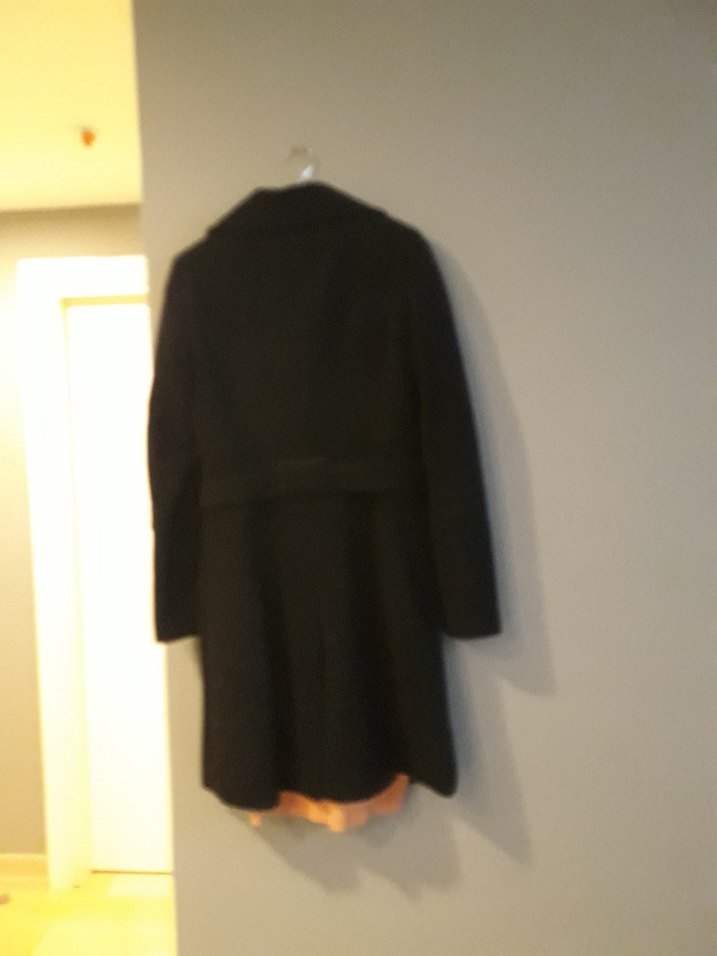 Düğmeli Siyah kısa  kaşe Kaban - Görsel 2