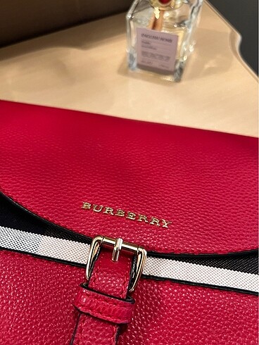 Beden Burberry çanta