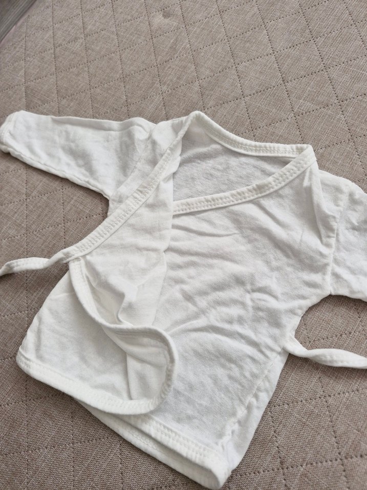 Uzun Kollu Beyaz Bebek Atlet - Görsel 2