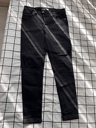 SKINNY JEAN