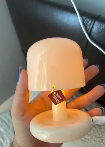 Beyaz Mini Masa Lambası