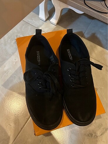 H&M spor ayakkabı