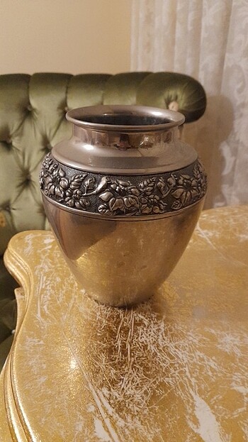 Gümüş vazo