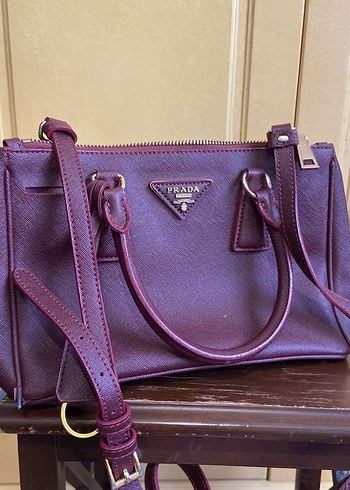 Mor Deri Prada Kadın Çanta - Görsel 11