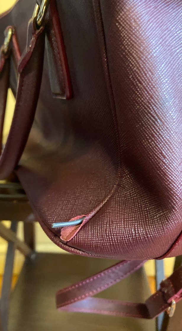 Mor Deri Prada Kadın Çanta - Görsel 5