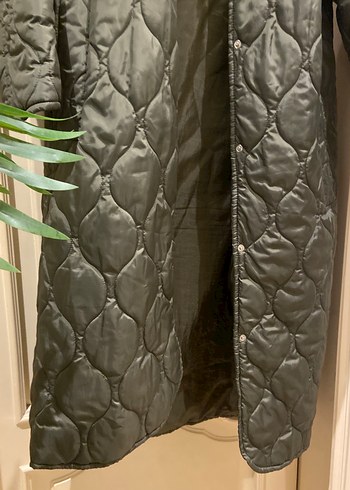 Düğmeli Uzun yesıl mont - Görsel 2