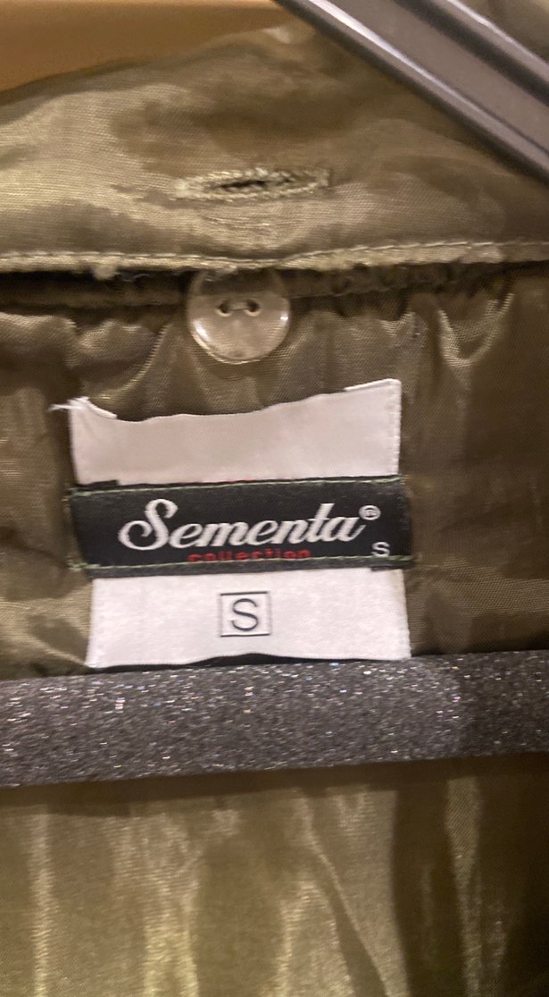 Düğmeli Uzun yesıl mont - Görsel 4