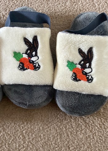 Kızlar için Gri Nakışlı Sıcak Terlik - Görsel 3