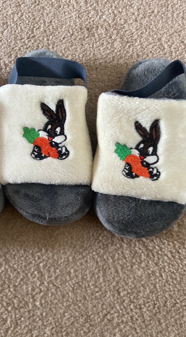 Kızlar için Gri Nakışlı Sıcak Terlik - Görsel 3