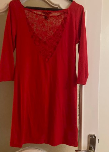 Dantel Detaylı Kırmızı V Yaka Midi Elbise - Görsel 5