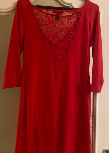 Dantel Detaylı Kırmızı V Yaka Midi Elbise - Görsel 6