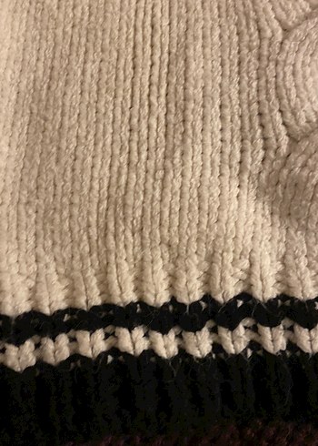 Beyaz V Yaka Örgü Kadın Kazak - Görsel 8