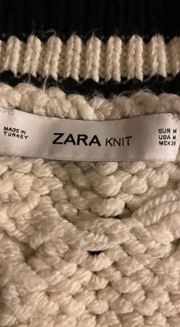 Beyaz V Yaka Örgü Kadın Kazak - Görsel 3