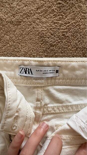 Zara Beyaz pantalon