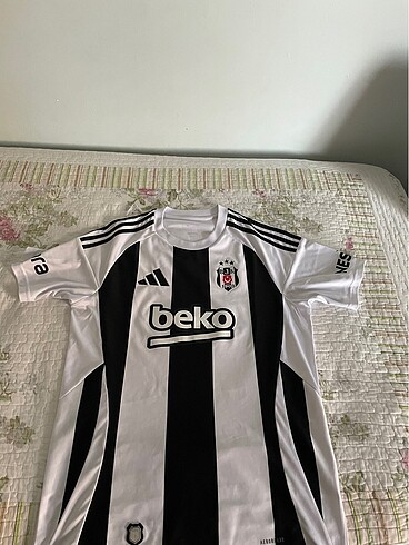 Beşiktaş orjinal forması - Görsel 2
