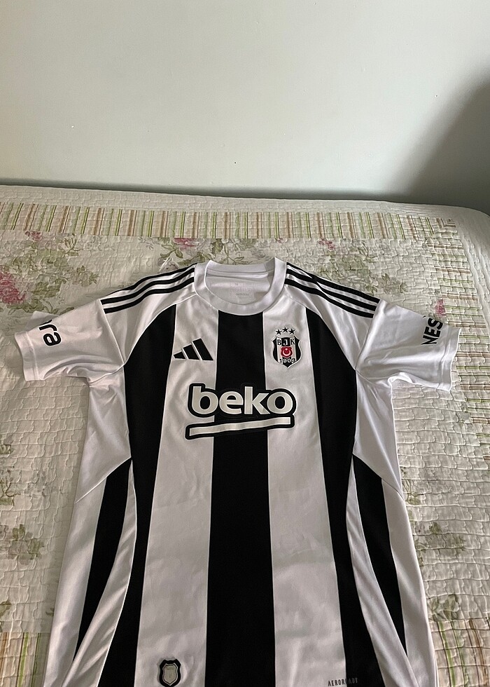 Beşiktaş orjinal forması - Görsel 2