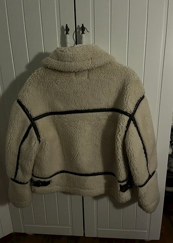 l Beden Bej Peluş Detaylı Midi Kadın Ceket