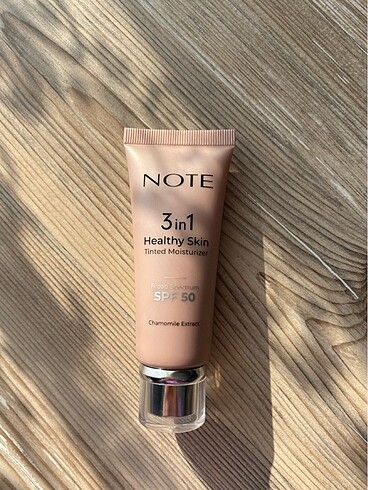 Note glowing skin