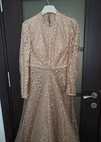 Bej Parlak Uzun Kollu Kadın Abiye Elbise ACİL SATİLİK - Görsel 2