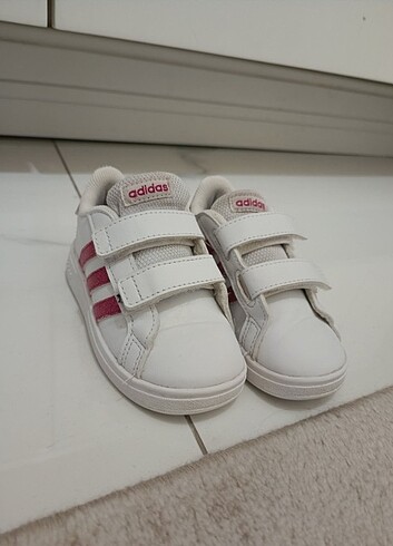 Adidas Orjinal adidas temiz ayakkabı