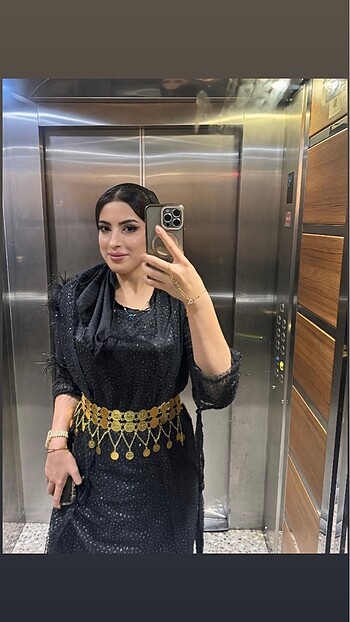 Siyah yöresel elbise