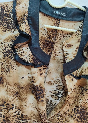 Kahverengi Yılan Desenli Kolsuz gecelik - Görsel 2