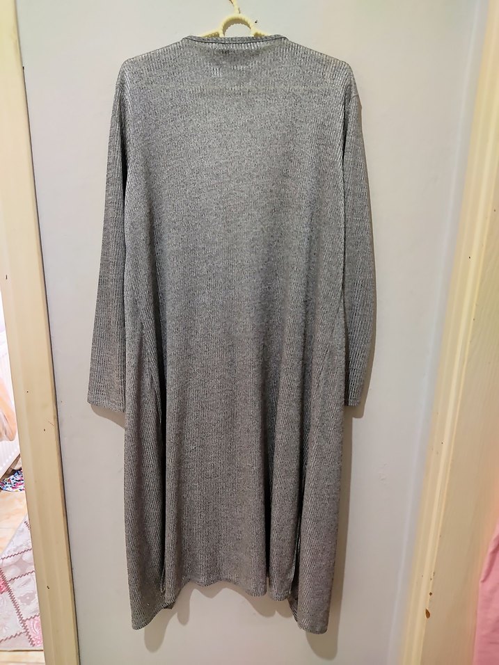 Gri Uzun Kadın Hırka - Görsel 5